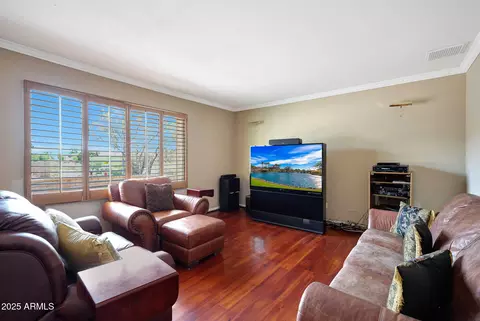 Living - 2202 E Belmont Ave, Phoenix, AZ 85020 photo 2 of 4