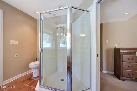Bath - 2202 E Belmont Ave, Phoenix, AZ 85020 photo 3 of 4
