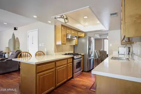 Kitchen - 2202 E Belmont Ave, Phoenix, AZ 85020 photo 2 of 2