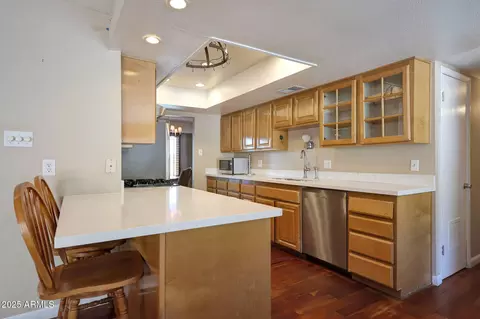 Kitchen - 2202 E Belmont Ave, Phoenix, AZ 85020 photo 1 of 2