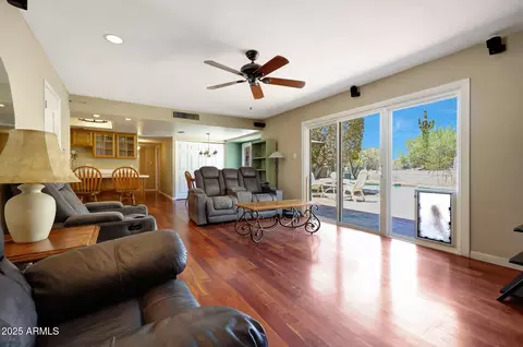Living - 2202 E Belmont Ave, Phoenix, AZ 85020 photo 1 of 4