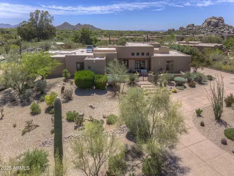 1401 E Boulder Pass, Carefree, AZ 85377