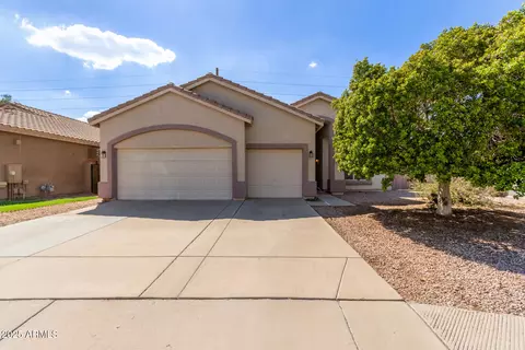 Exterior - 1818 S Saddle St, Gilbert, AZ 85233 photo 2 of 7