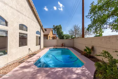 Exterior - 1818 S Saddle St, Gilbert, AZ 85233 photo 6 of 7