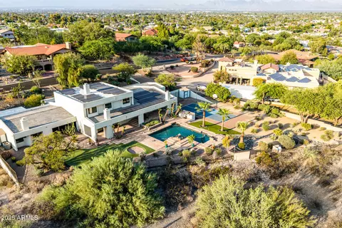 View/Area - 2401 E Carol Ave, Phoenix, AZ 85028 photo 3 of 4