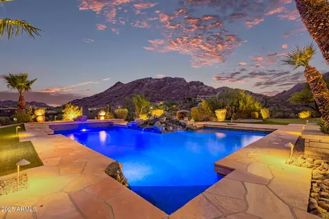 Exterior - 2401 E Carol Ave, Phoenix, AZ 85028 photo 17 of 37