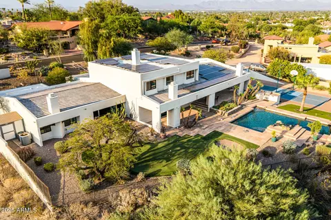 View/Area - 2401 E Carol Ave, Phoenix, AZ 85028 photo 4 of 4