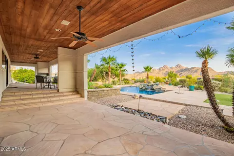 Exterior - 2401 E Carol Ave, Phoenix, AZ 85028 photo 33 of 37