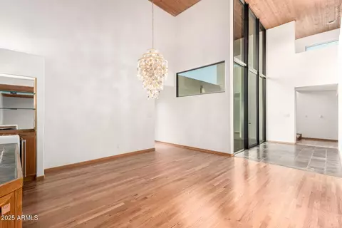 Living - 2401 E Carol Ave, Phoenix, AZ 85028 photo 6 of 11