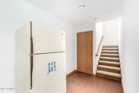 Entry Way - 2401 E Carol Ave, Phoenix, AZ 85028 photo 6 of 6