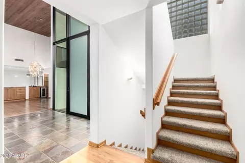 Entry Way - 2401 E Carol Ave, Phoenix, AZ 85028 photo 5 of 6