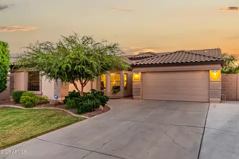 15920 N 174th Ln, Surprise, AZ 85388