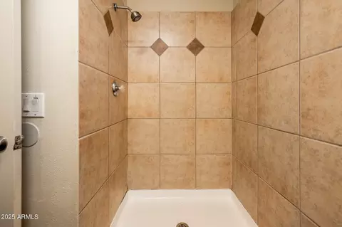 Bath - 11666 N 28th Dr UNIT 265, Phoenix, AZ 85029 photo 4 of 4