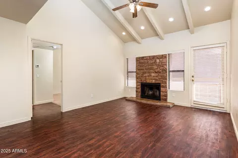 Living - 11666 N 28th Dr UNIT 265, Phoenix, AZ 85029 photo 1 of 2