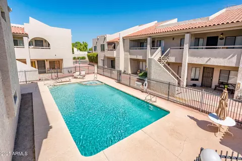 Exterior - 11666 N 28th Dr UNIT 265, Phoenix, AZ 85029 photo 4 of 5