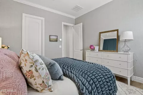 Bedroom - 2040 E Aris Dr, Gilbert, AZ 85298 photo 7 of 14