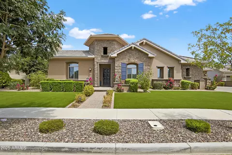 2040 E Aris Dr, Gilbert, AZ 85298