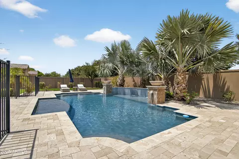 Exterior - 2040 E Aris Dr, Gilbert, AZ 85298 photo 14 of 20