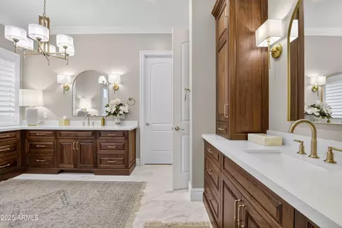 Bath - 2040 E Aris Dr, Gilbert, AZ 85298 photo 2 of 18