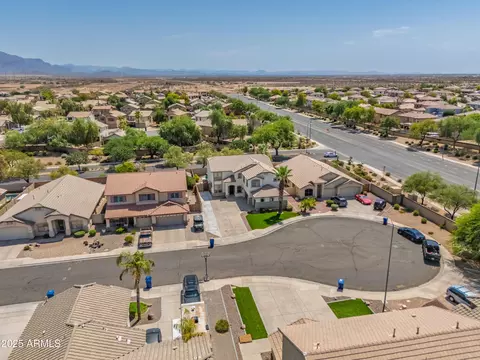 View/Area - 3549 S Oxley Cir, Mesa, AZ 85212 photo 1 of 7