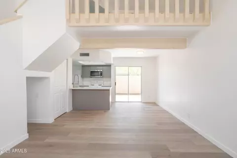 4240 N Longview Ave #17, Phoenix, AZ 85014