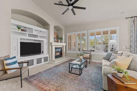 Living - 458 E Joseph Way, Gilbert, AZ 85295 photo 2 of 3