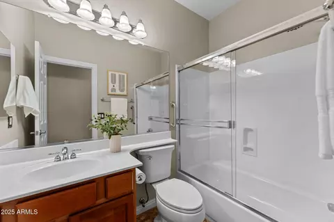 Bath - 458 E Joseph Way, Gilbert, AZ 85295 photo 9 of 9