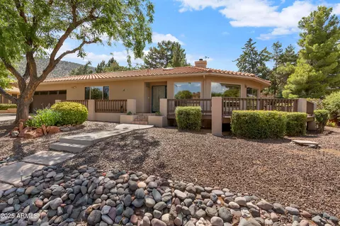 385 Montazona Trl, Sedona, AZ 86351