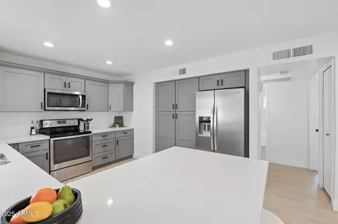 Kitchen - 2303 Evergreen St, Mesa, AZ 85213 photo 3 of 7