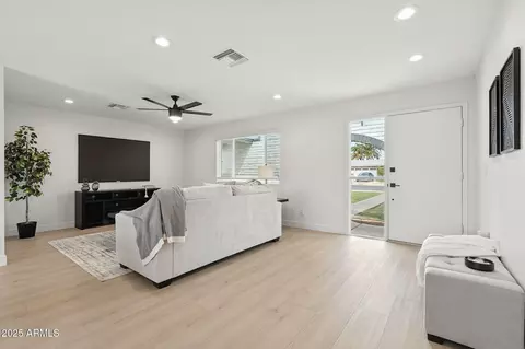 Living - 2303 Evergreen St, Mesa, AZ 85213 photo 1 of 6