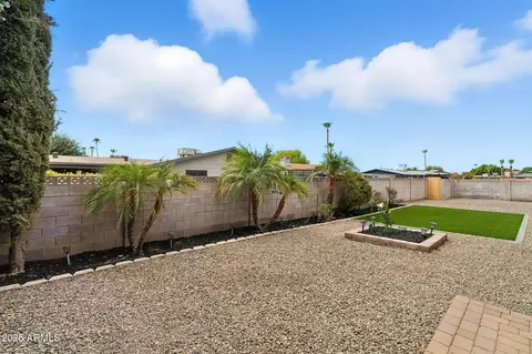 Exterior - 2303 Evergreen St, Mesa, AZ 85213 photo 7 of 12