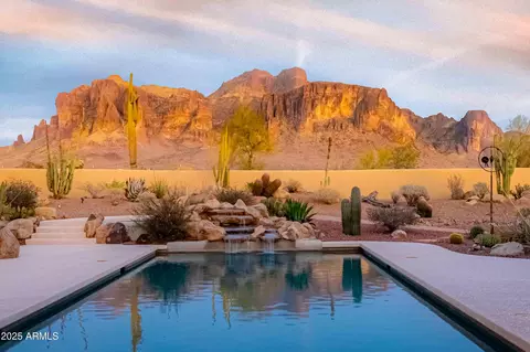 Exterior - 3307 N Mountain View Rd, Apache Junction, AZ 85119 photo 1 of 13