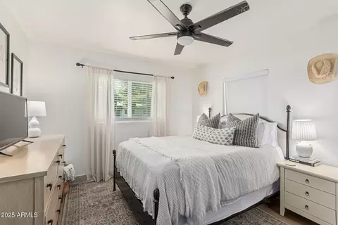 Bedroom - 2448 E Meadowbrook Ave, Phoenix, AZ 85016 photo 1 of 3