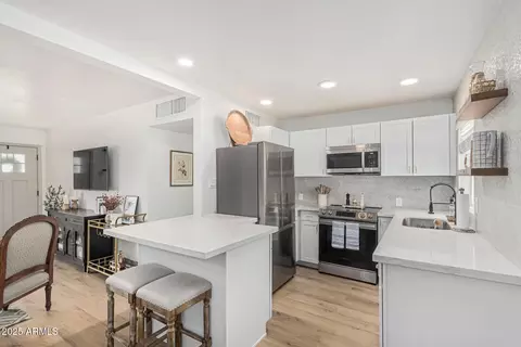Kitchen - 2448 E Meadowbrook Ave, Phoenix, AZ 85016 photo 1 of 3