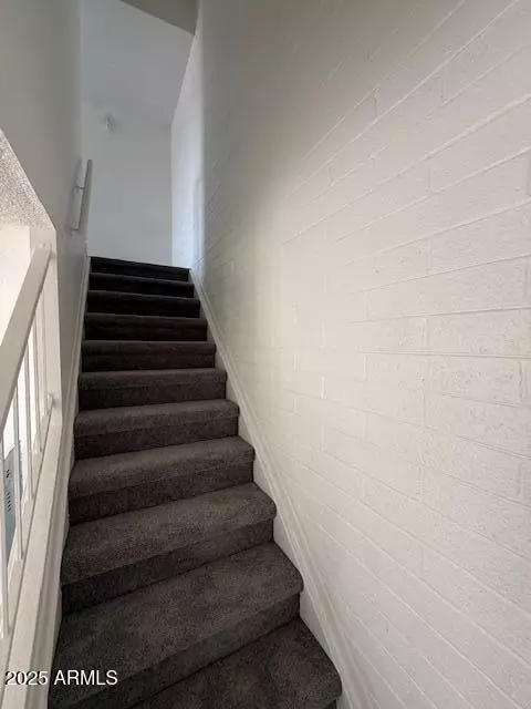 Entry Way - 4012 S 45th St, Phoenix, AZ 85040 photo 2 of 2