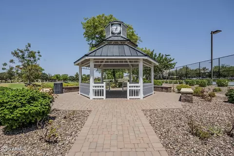 View/Area - 10515 E Nopal Ave, Mesa, AZ 85209 photo 8 of 12