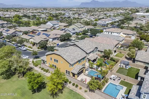 View/Area - 10515 E Nopal Ave, Mesa, AZ 85209 photo 4 of 12