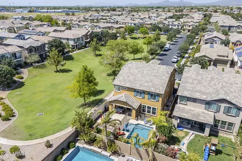 View/Area - 10515 E Nopal Ave, Mesa, AZ 85209 photo 5 of 12