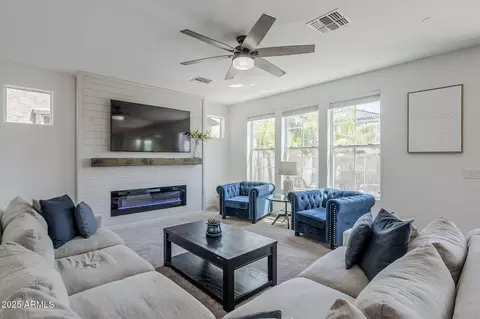 Living - 10515 E Nopal Ave, Mesa, AZ 85209 photo 2 of 4