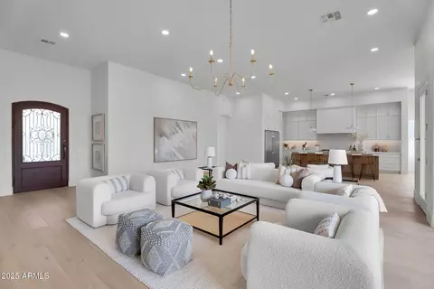 902 E Coconino Pl, Chandler, AZ 85249