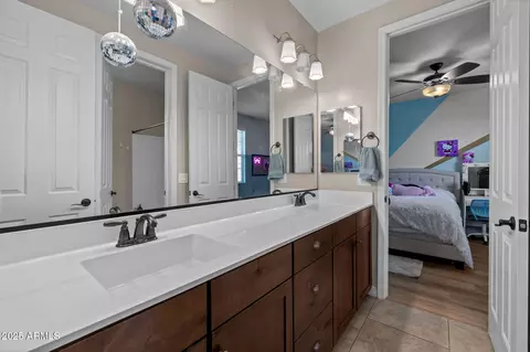 Bath - 10648 E Kinetic Dr, Mesa, AZ 85212 photo 5 of 6