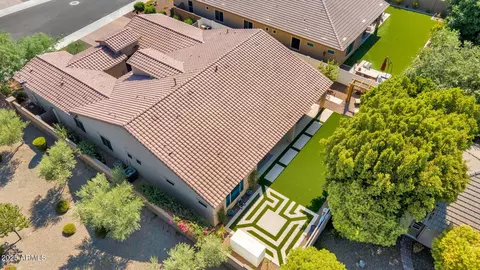 7114 W Ludlow Dr, Peoria, AZ 85381
