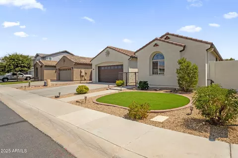 Exterior - 2815 E Russell St, Mesa, AZ 85213 photo 2 of 10