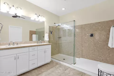 Bath - 2815 E Russell St, Mesa, AZ 85213 photo 3 of 4