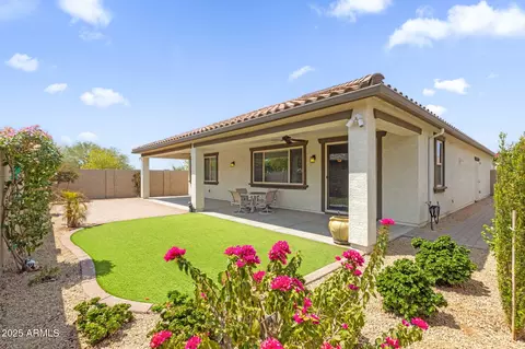 Exterior - 2815 E Russell St, Mesa, AZ 85213 photo 6 of 10