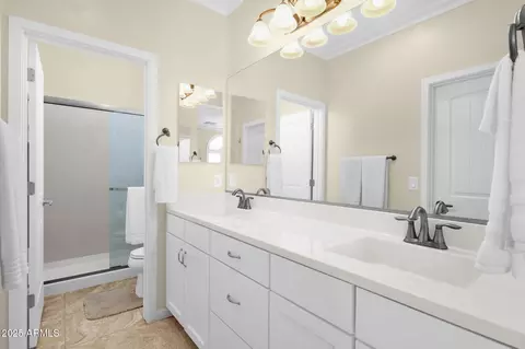 Bath - 2815 E Russell St, Mesa, AZ 85213 photo 2 of 4