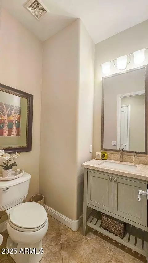 Bath - 3829 E Rockingham Rd, Phoenix, AZ 85050 photo 3 of 3