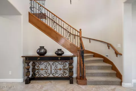 Entry Way - 3829 E Rockingham Rd, Phoenix, AZ 85050 photo 2 of 4