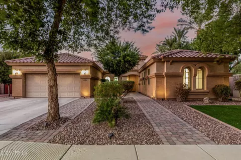 920 W Folley St, Chandler, AZ 85225