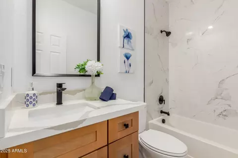Bath - 1481 E Lark St, Gilbert, AZ 85297 photo 1 of 6